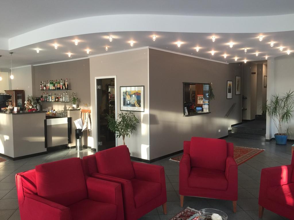 Hotel Internazionale ฟีนาเลลีกูเร ภายนอก รูปภาพ
